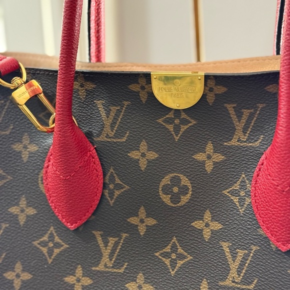 Louis Vuitton Flandrin Handbag - Picture 8 of 9